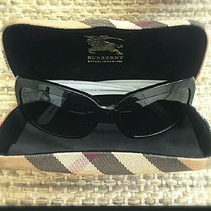 Black Burberry square frame glasses